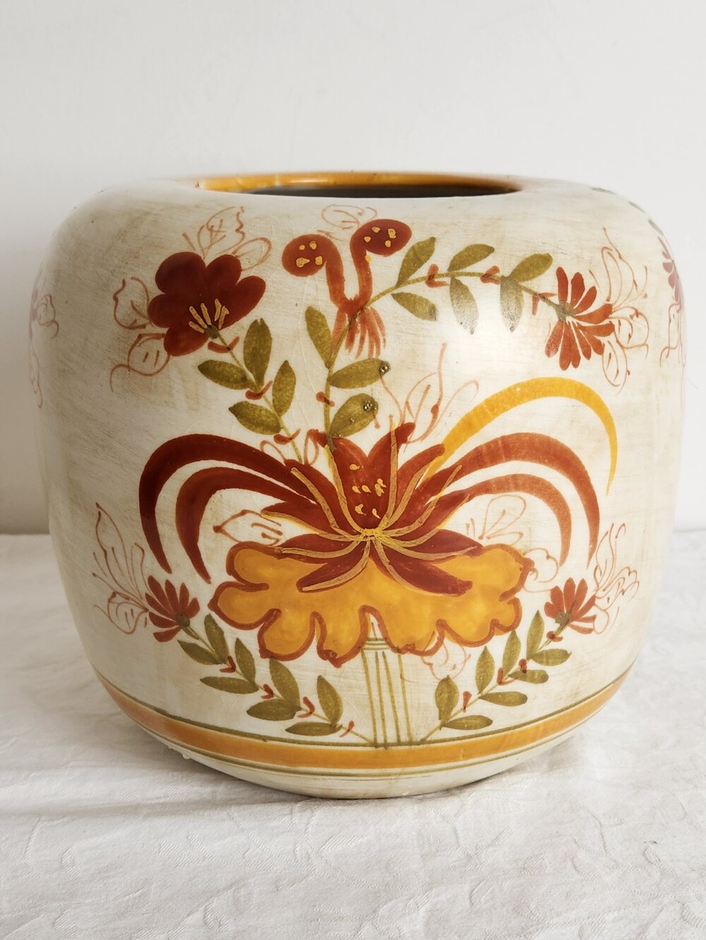 Hudsons Bay Company Italian Pottery Ceramic Vase